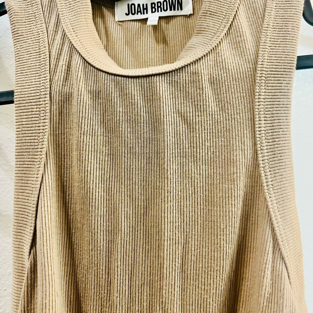 Joah Brown Beige Ribbed Cropped Tank